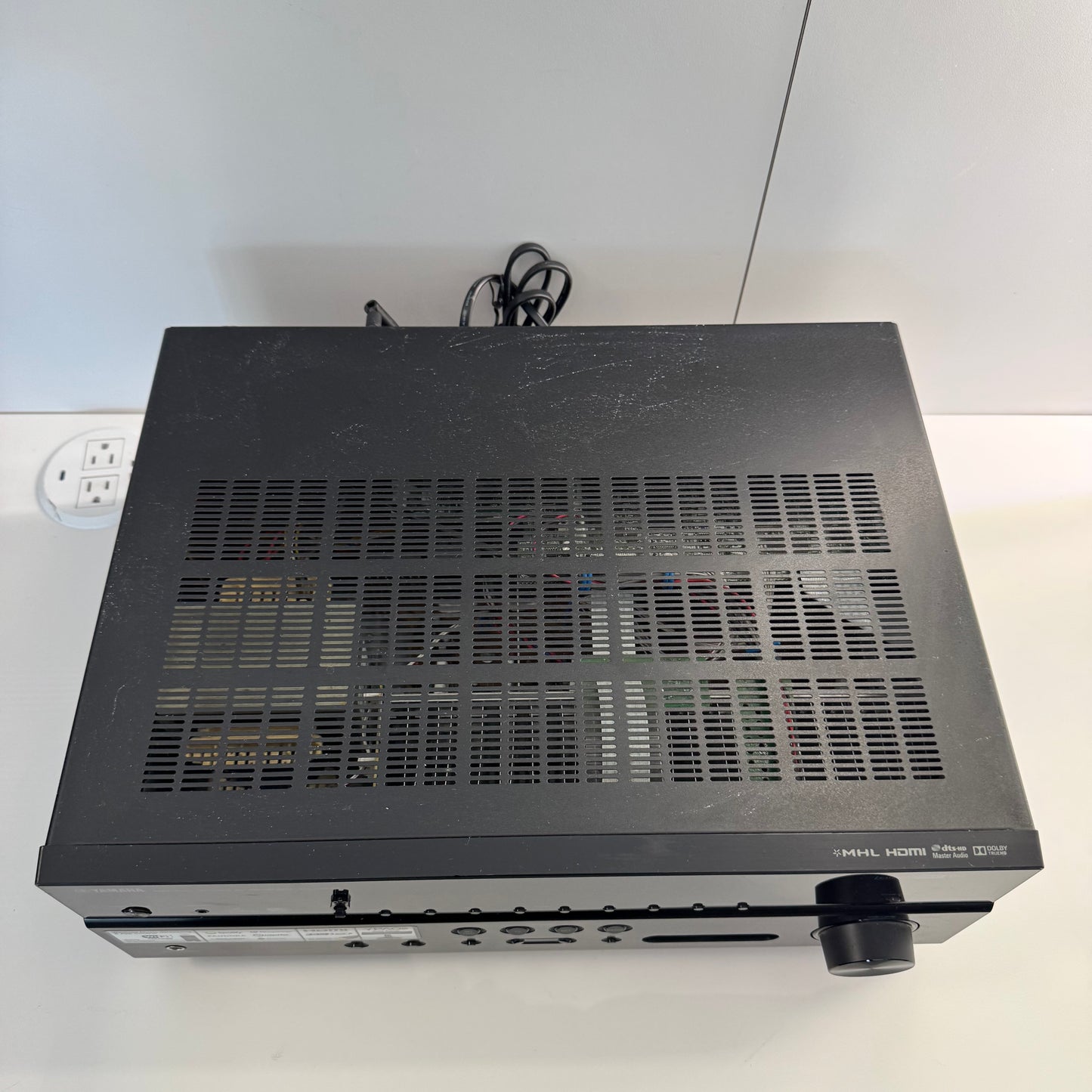Yamaha RX-V677 AV Receiver