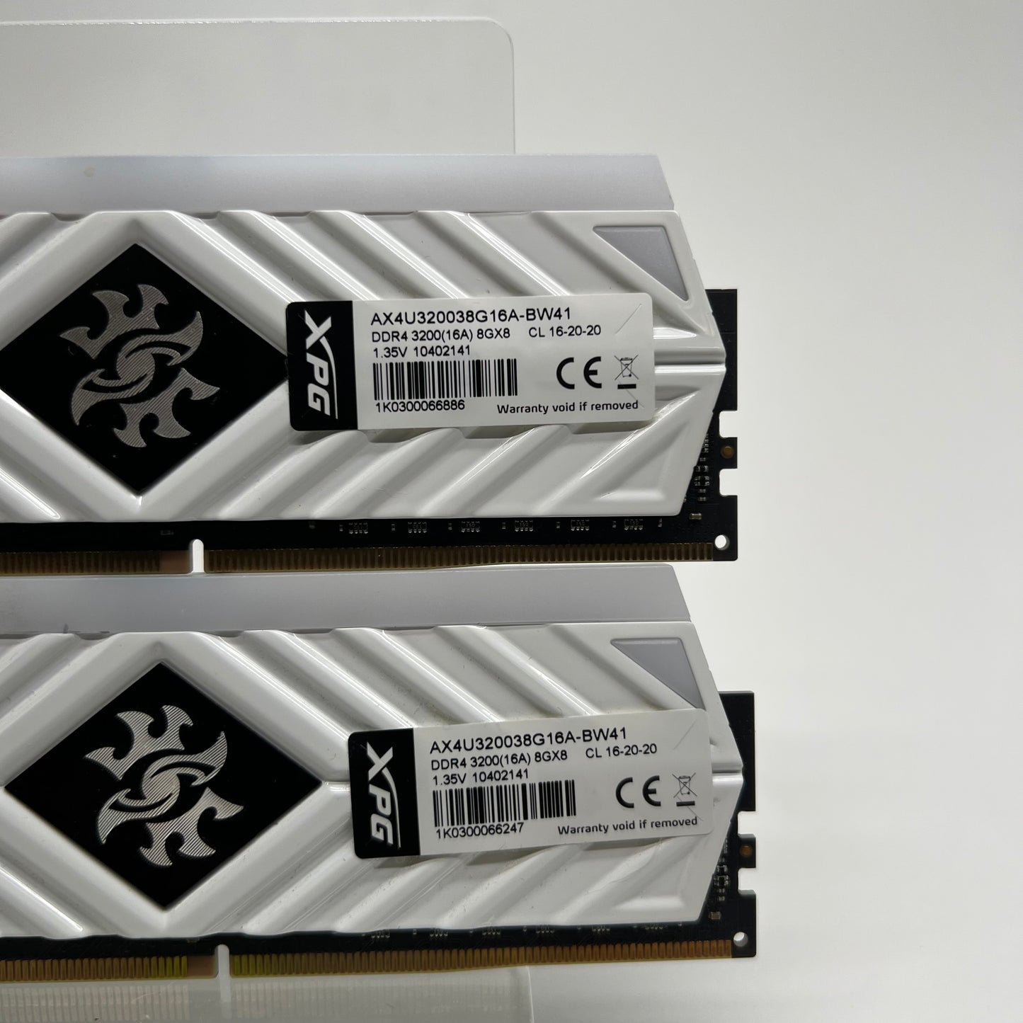 XPG Spectrix 16GB (2x8GB) RAM DDR4 3200MHz AX4U320038G16A-BW41