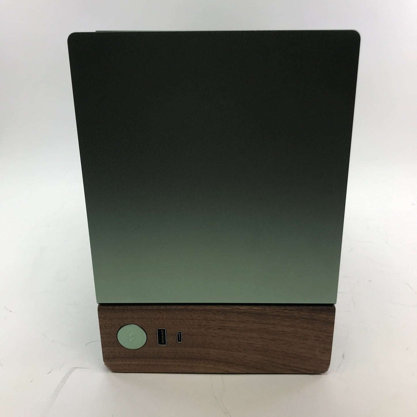 Fractal Terra Mini ITX Case PC Case Graphite Walnut Front FD-C-TER1N-03