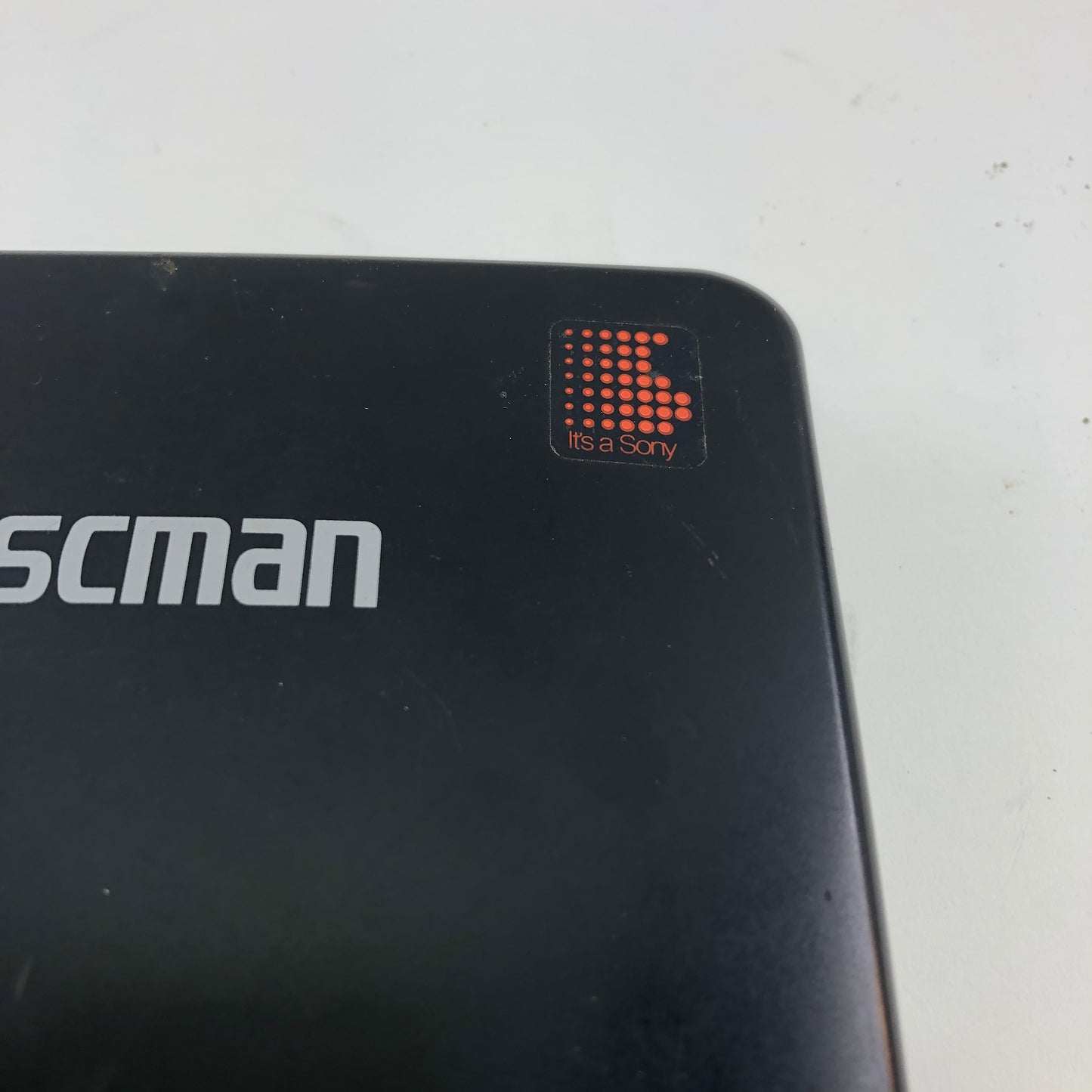Broken Sony Discman CD Compact Player D-121 MEGA BASS No Power READ