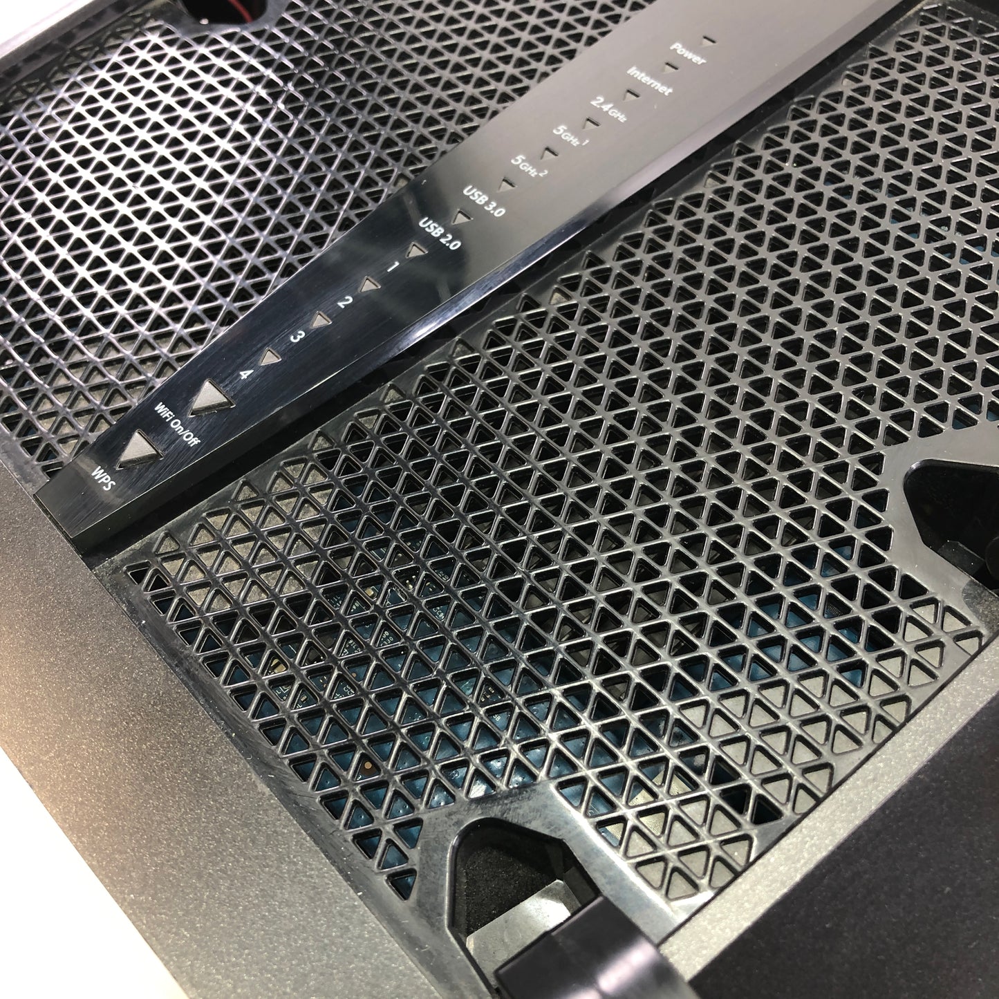 Netgear AC3200 Tri-Band WiFi Router R8000 (No Power Cable)