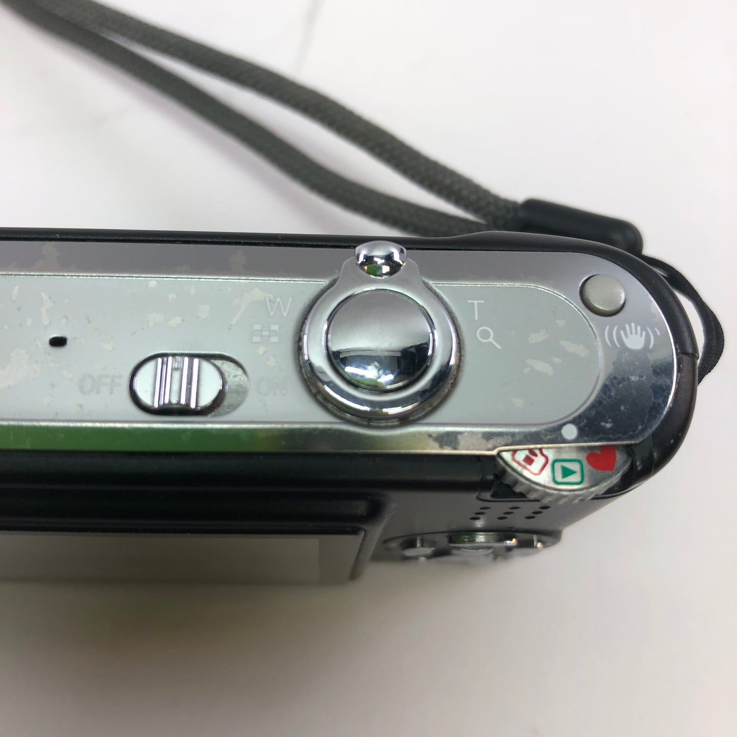 Panasonic Lumix DMC-FX12 7.2MP Digital Camera Mega O.I.S