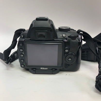 Nikon D5000 10.2MP DSLR Camera 23666 Shutter Count w Tamron 18-270 Lens