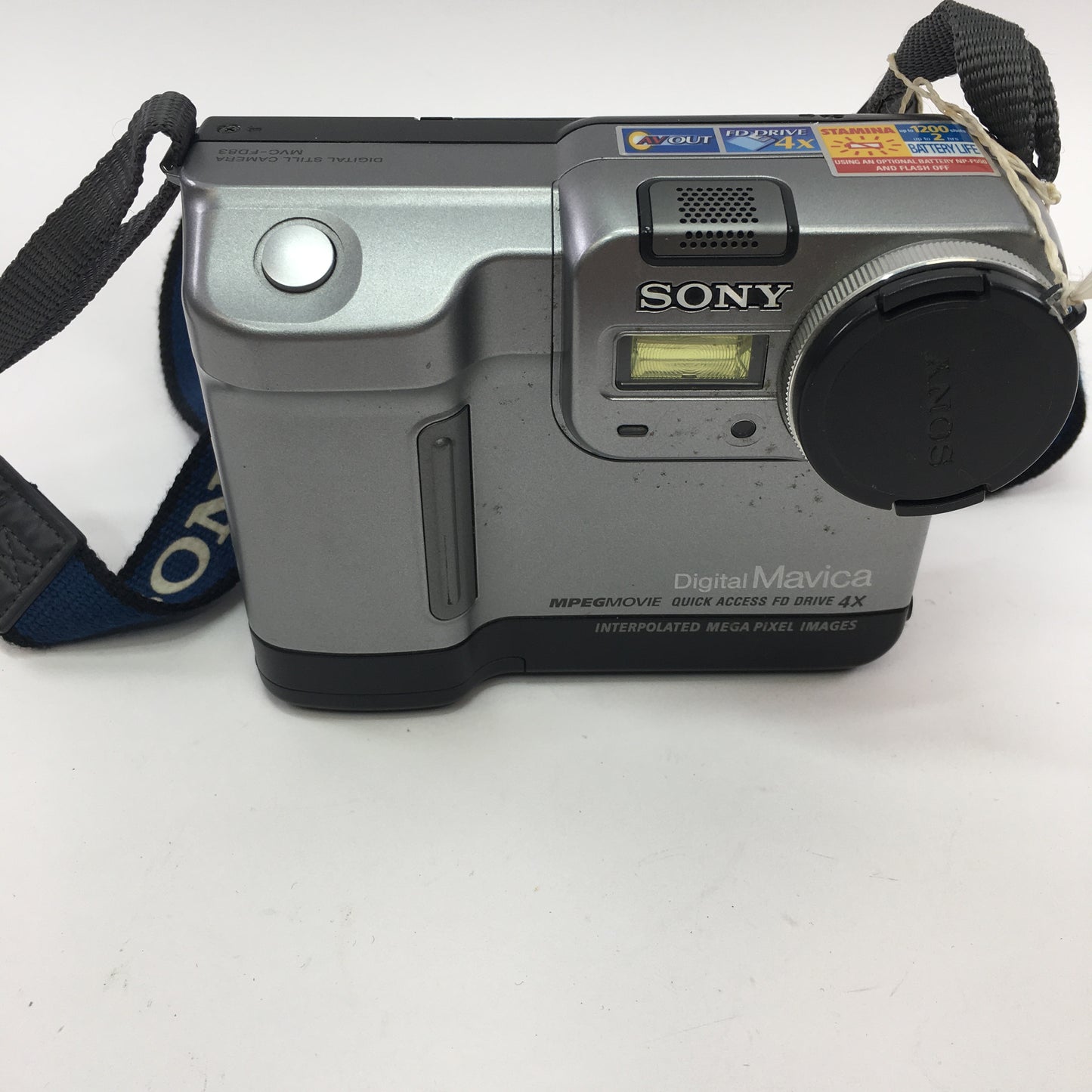 Sony FD83 Digital Still-Camera MVC-FD83 w Neck Strap