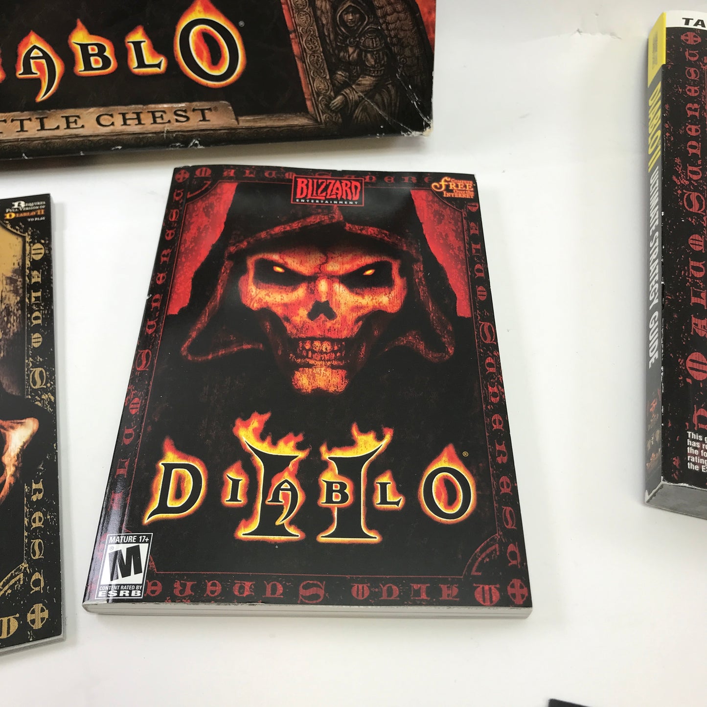 Diablo [Battle Chest] (PC, 2001) Complete in Original Box w/ Strategy Guide, CIB