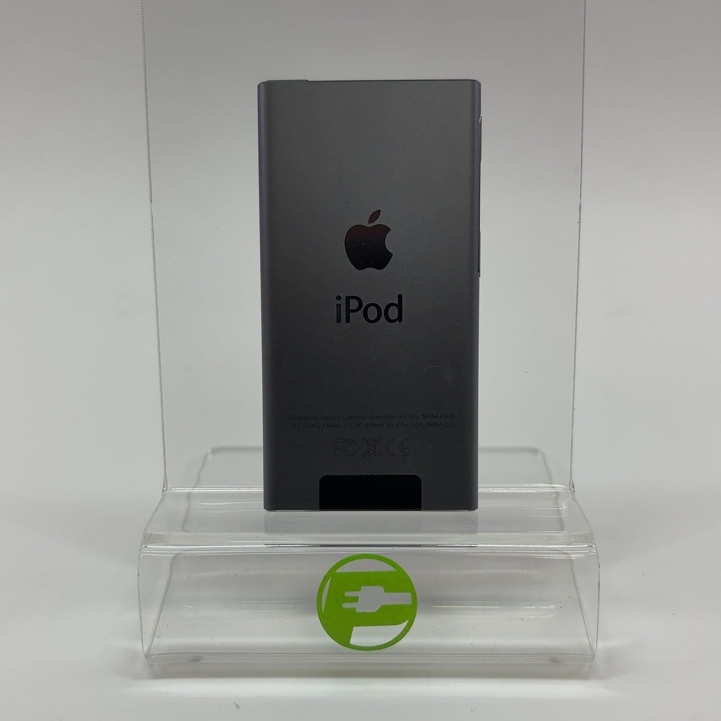 Apple iPod Nano 7th Gen 16GB Graphite A1446