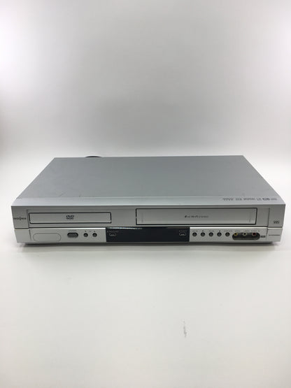 Insignia DVD040924 DVD Player/Video Cassette Player 3850R-Z666E