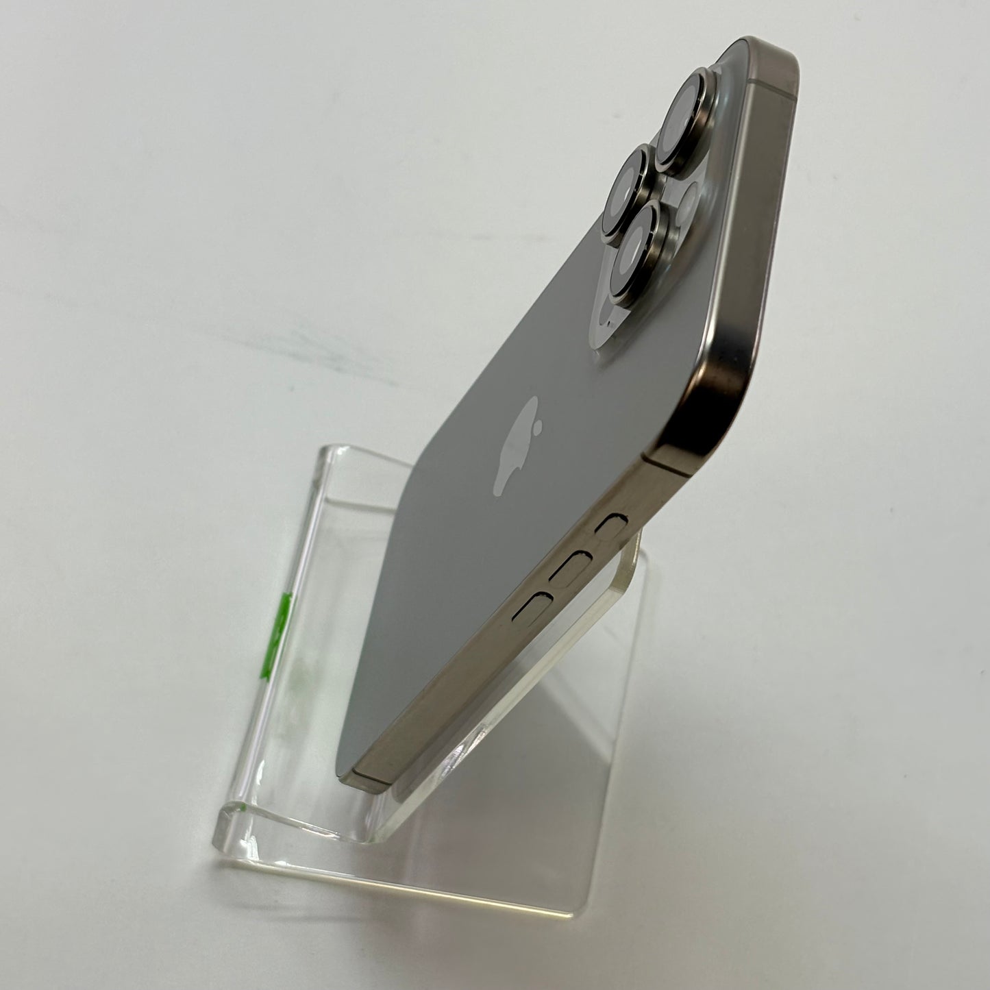 Factory Unlocked Apple iPhone 16 Pro 128GB Natural Titanium MYMD3LL/A