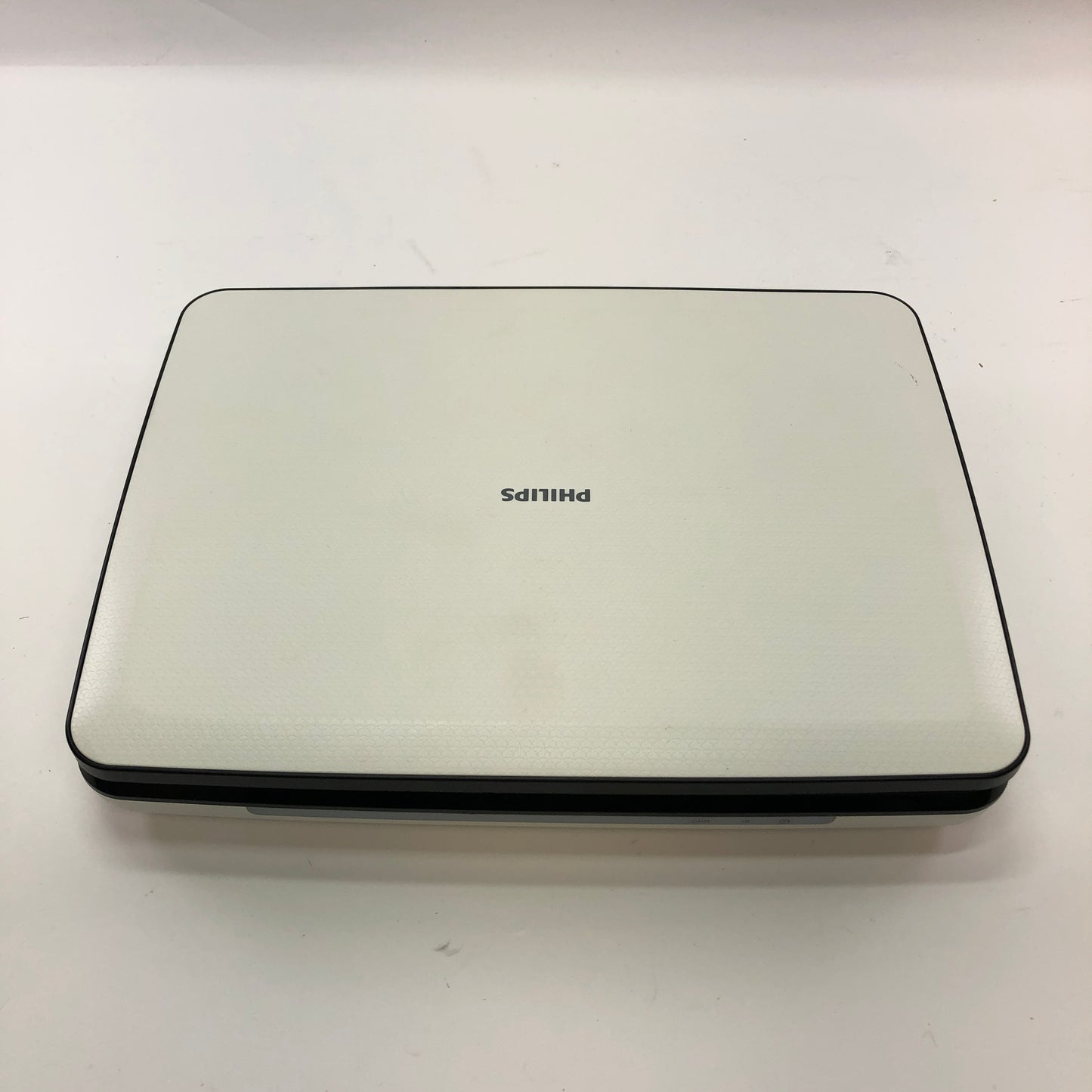 Philips PD9000/37 Portable DVD Player 9'' Widescreen