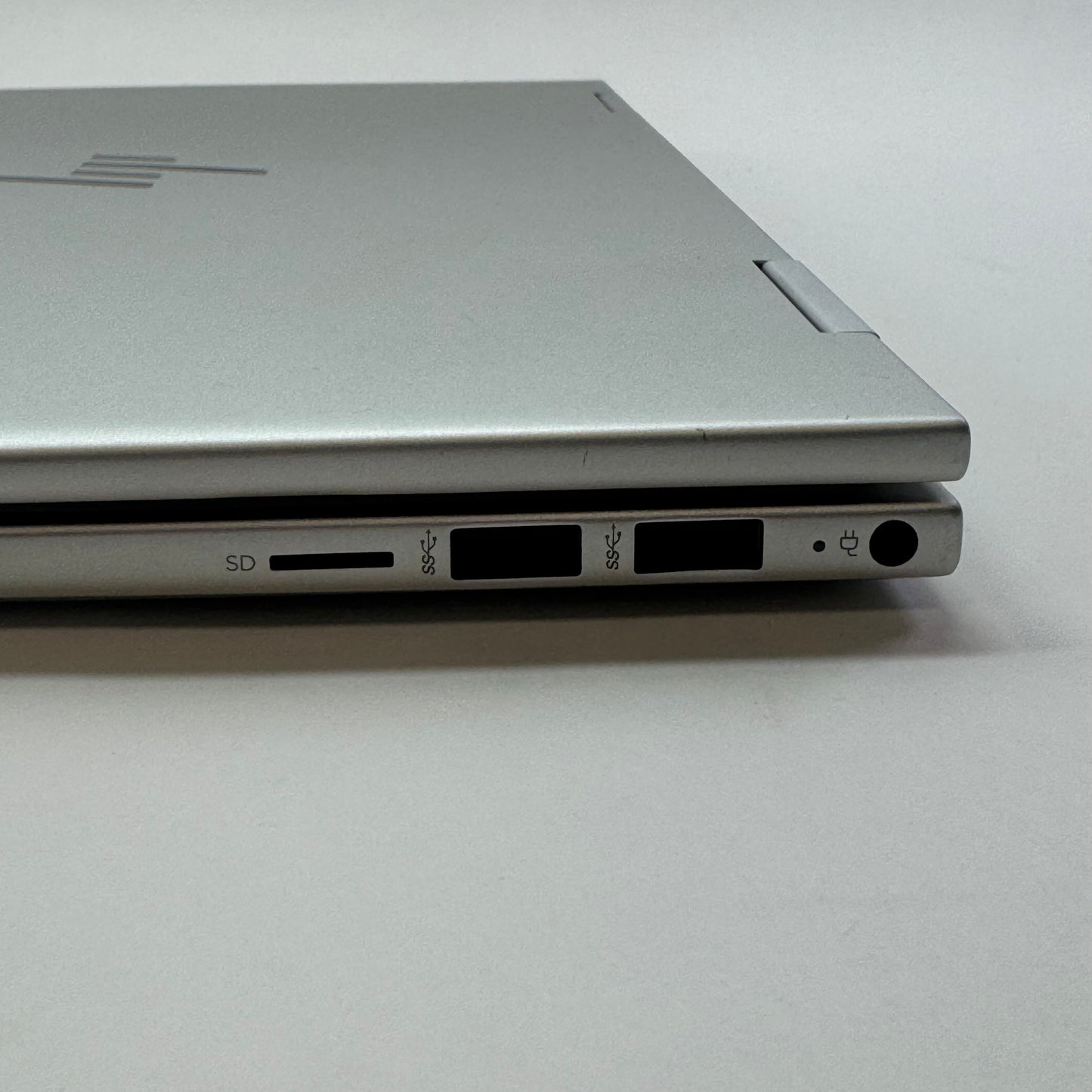HP Envy x360 2 in 1 Laptop AX211NGW 14" Core 7 150U 1.8GHz 16GB RAM 1TB SSD w/ charger (READ)