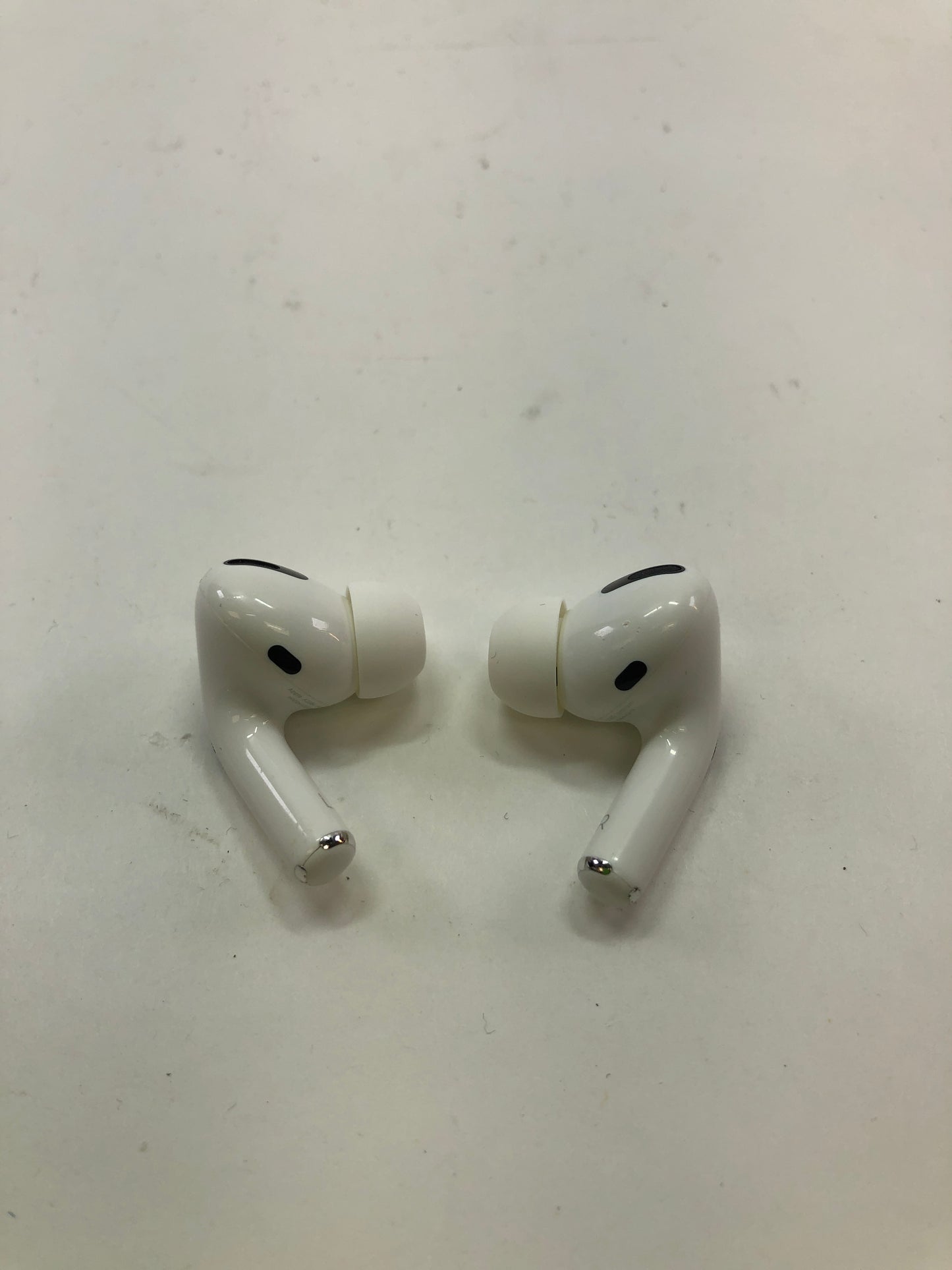 Apple AirPods 1st Gen with Charging Case A2084 A2083 A2190