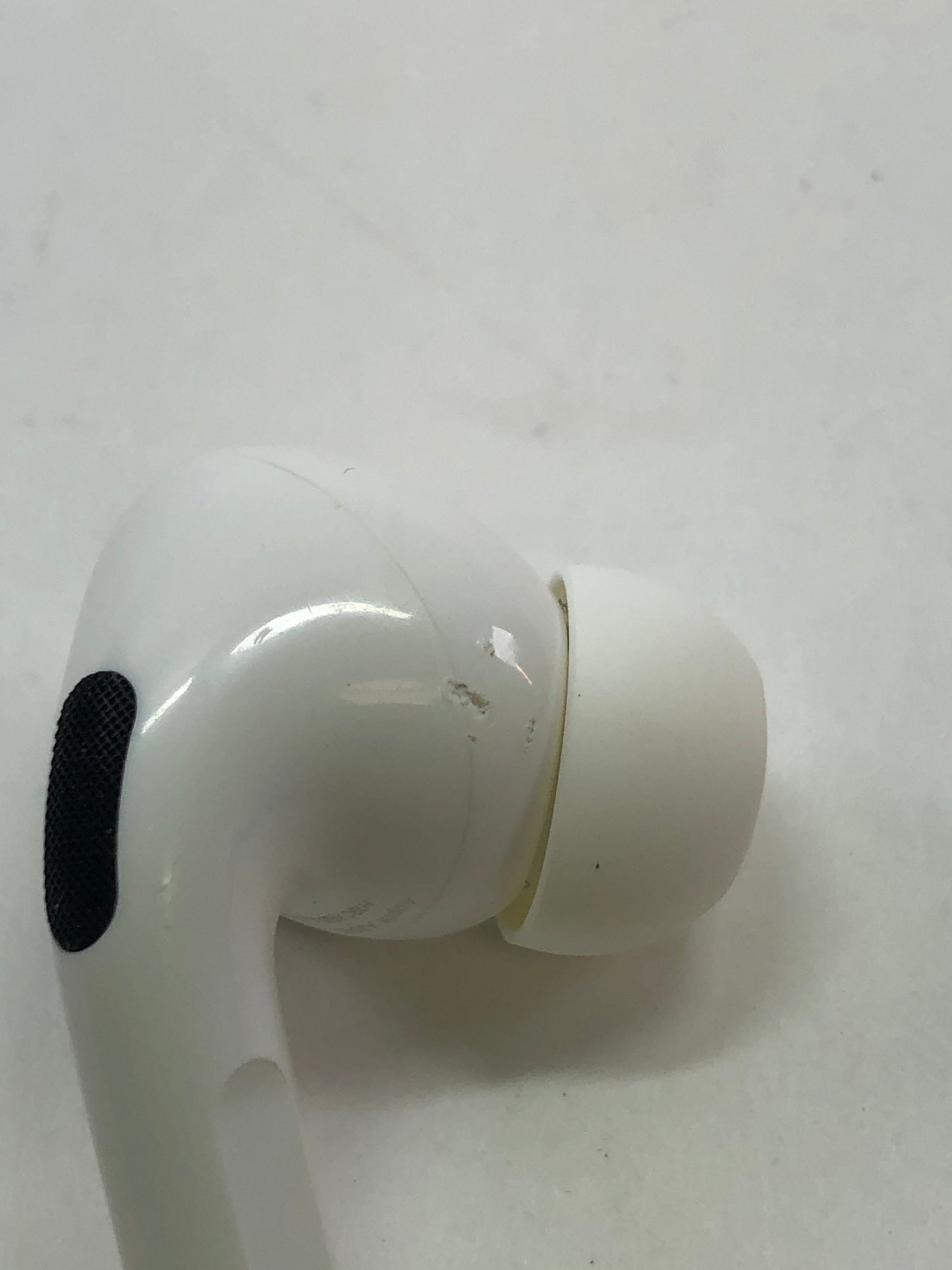 Apple AirPods 1st Gen with Charging Case A2084 A2083 A2190