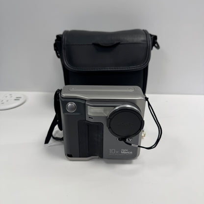 Sony MVC-FD7 0.3MP Digital Still Camera