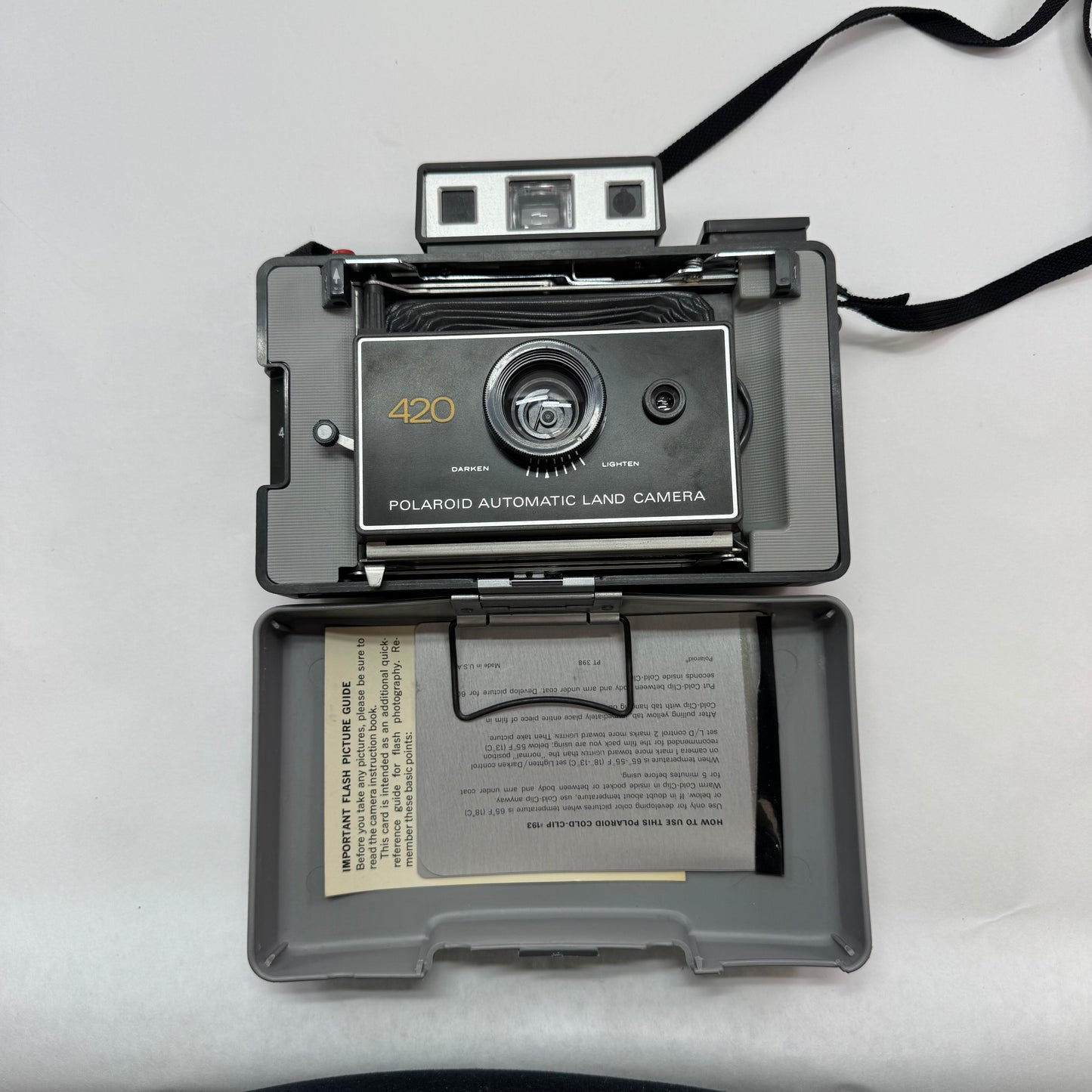 Vintage Polaroid Automatic 420 Land Camera