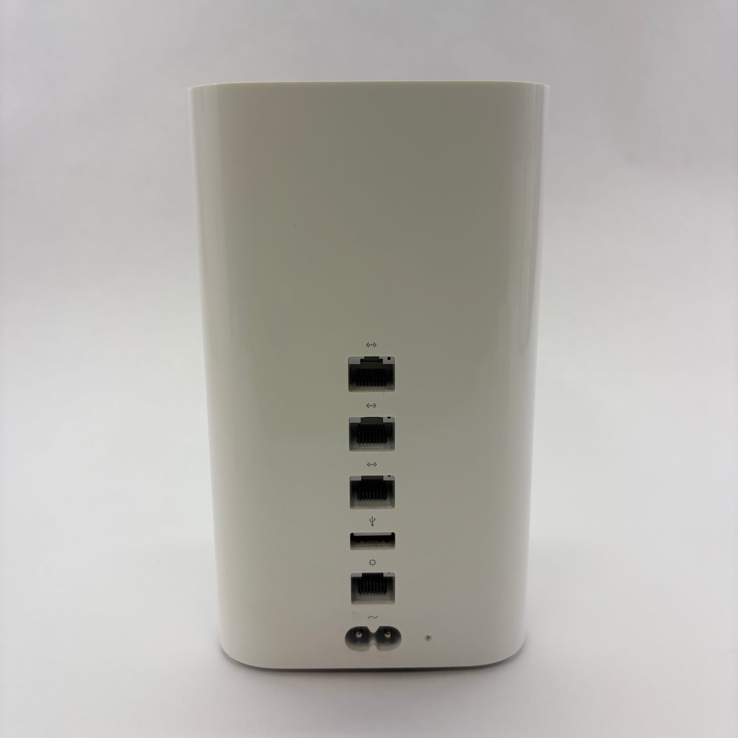 Apple AirPort Extreme 6th Gen 802.11ac Dual-Band Wi-Fi Router ME918LL/A