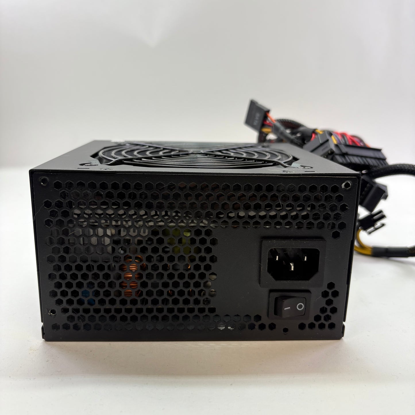 Apexgaming STB-550W NA 80 Plus Bronze 550W Non Modular Switching Power Supply