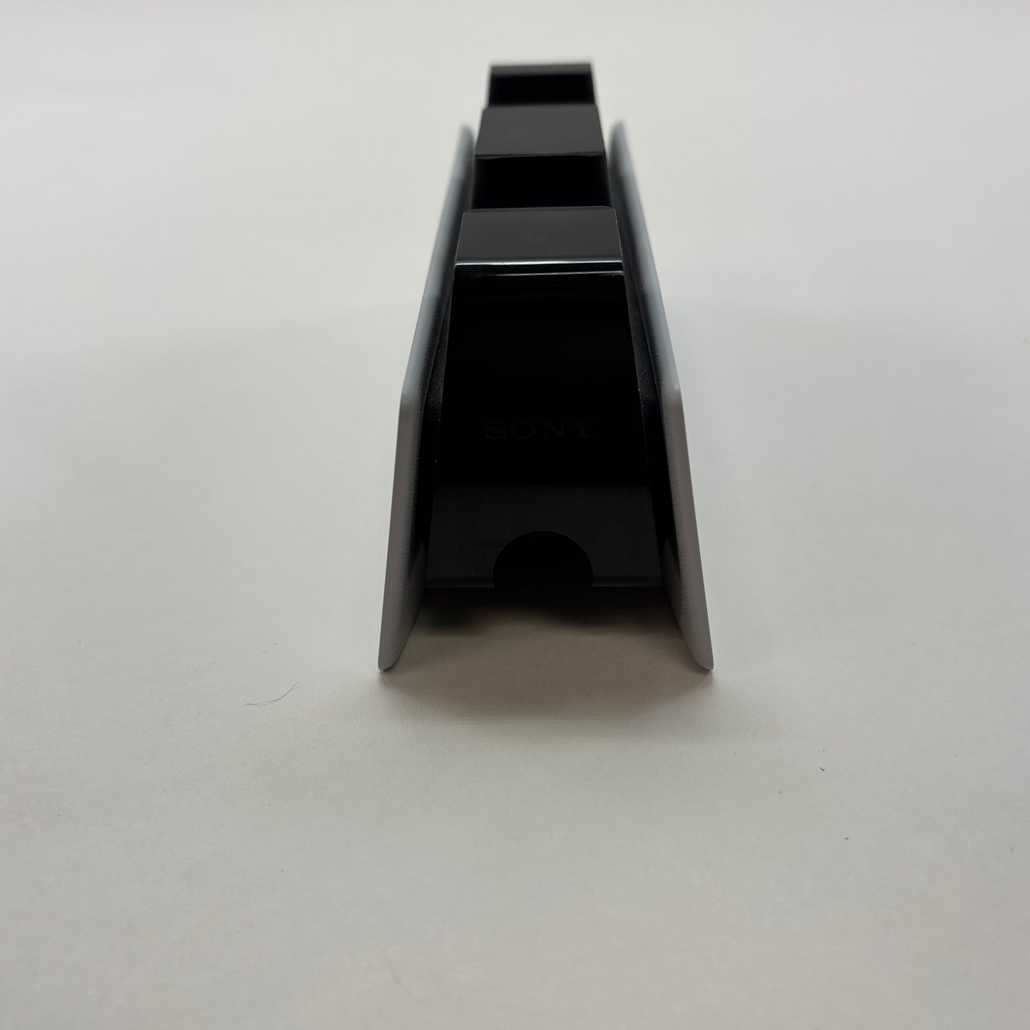 Sony PlayStation 5 PS5 Wireless Controller Charger White/Black CFI-ZDS1